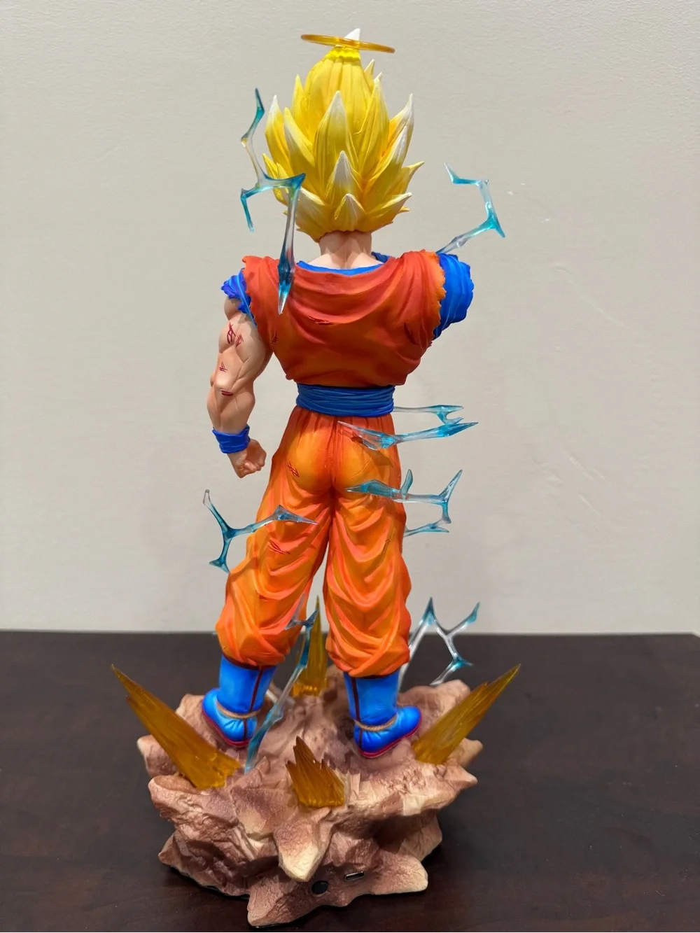 Dragon ball Goku light up figure statue